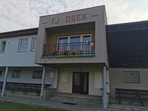 Trénink A team, klubovna TJ Osek, zázemí